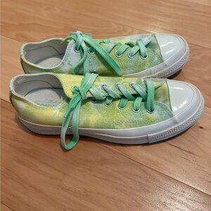 Green Low-Top Converse Sneakers - Men’s 6 / Women’s 8